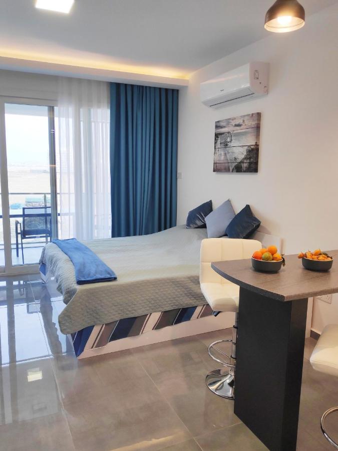 Relax&Dream Apartment Long Beach Agios Georgios  Buitenkant foto